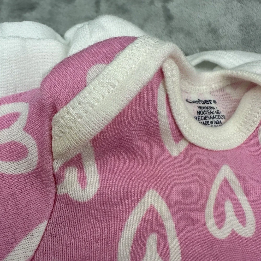 Gerber Set Of 4 Bodysuit & Hat Girls Newborn Pink White Hearts
